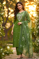 Emerald Green Embroidered Silk Blend Kurta Set with Floral Dupatta