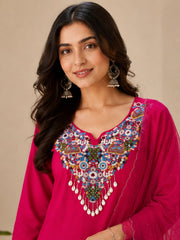 Elegant Fuchsia Dola Silk Embroidered Kurta Set