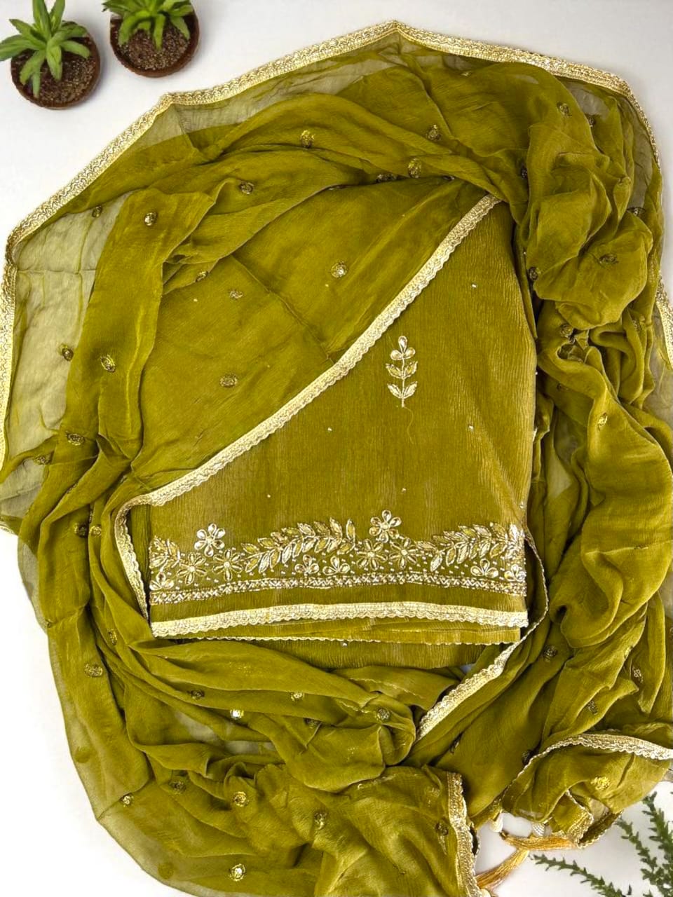 Royal Barbari Simar Hand Embroidered Unstitched Suit