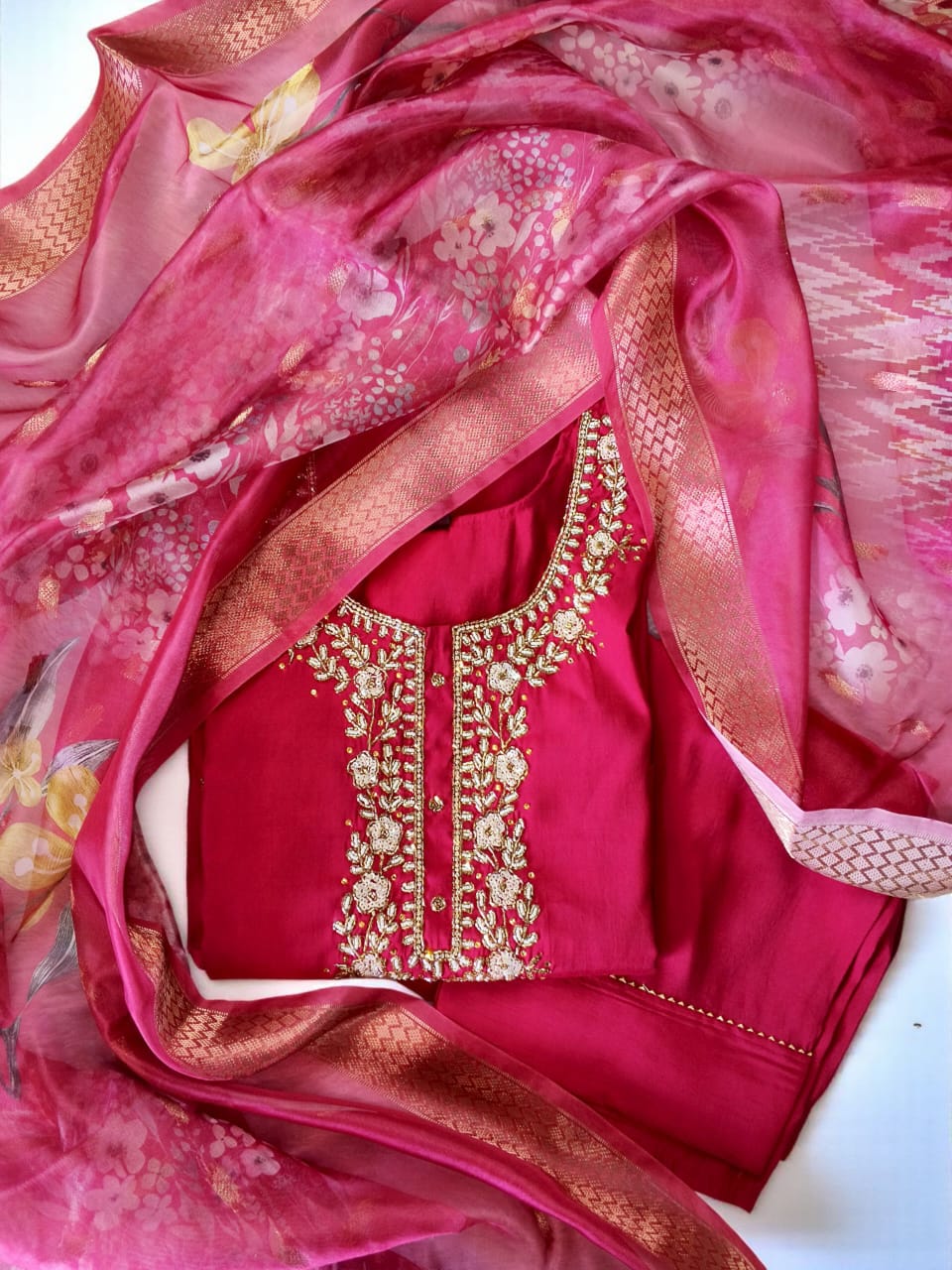 Cherry Red Embroidered Kurta Set with Organza Dupatta