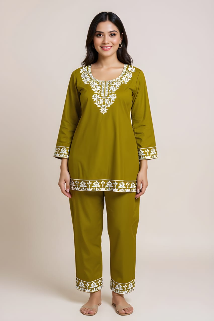 Gorgeous Thread Embroidered Co-Ord Set